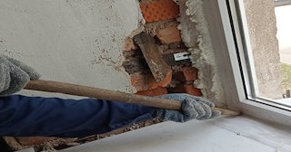 Демонтаж оконных откосов по выгодной цене от 525 руб. в Дальнегорске - Сварной-Дль