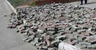 Демонтаж тротуарной плитки Дальнегорск, цена от 2988 руб.